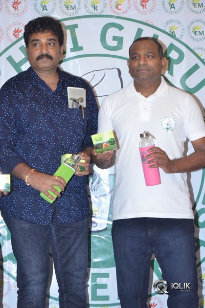 Rajeev-Kanakala-Launches-Chai-Guru-Herbal-Tea-Master-Product